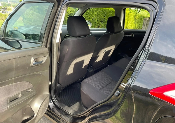 Suzuki Swift cena 16900 przebieg: 140000, rok produkcji 2011 z Reda małe 154